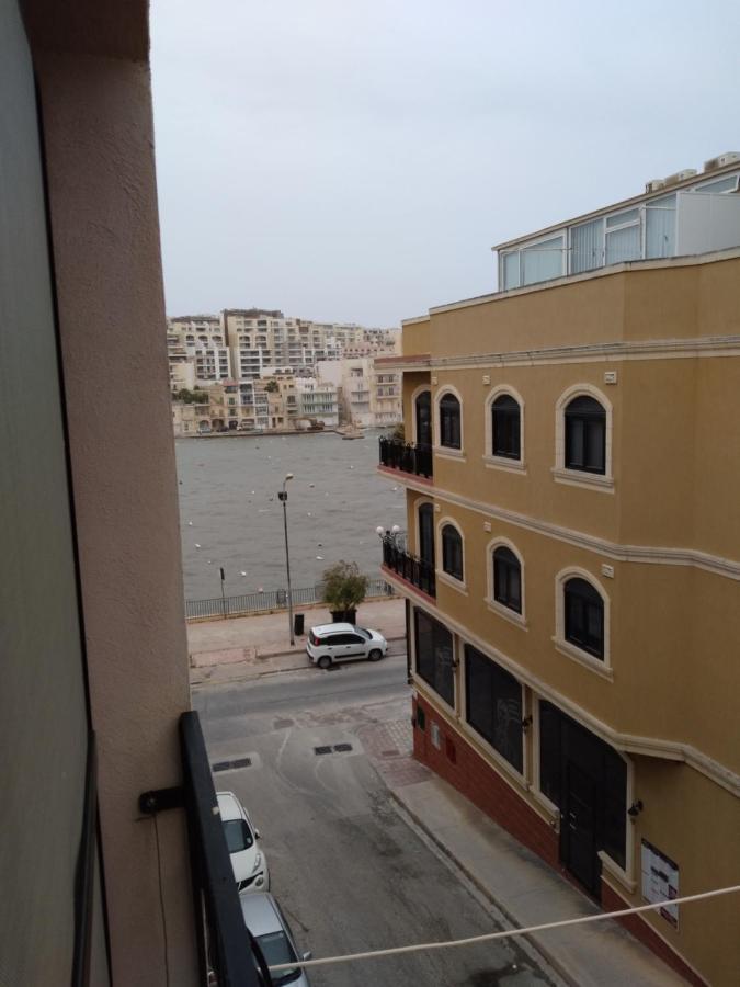 ホテル Seafront Akwador マルサスカーラ エクステリア 写真
